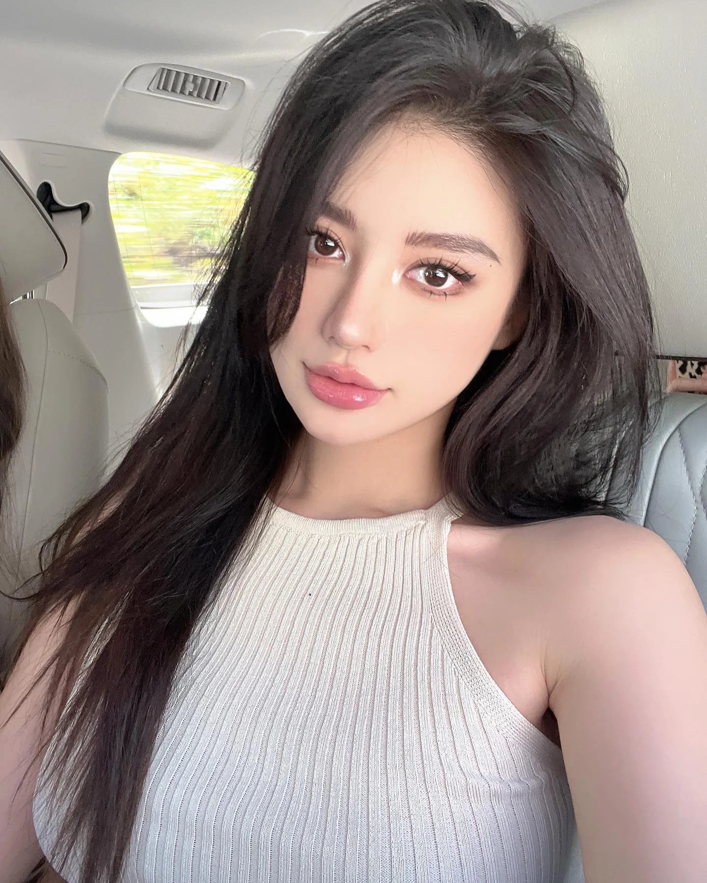 Pan Mei, female escort in Hong Kong, recommendation photo 1