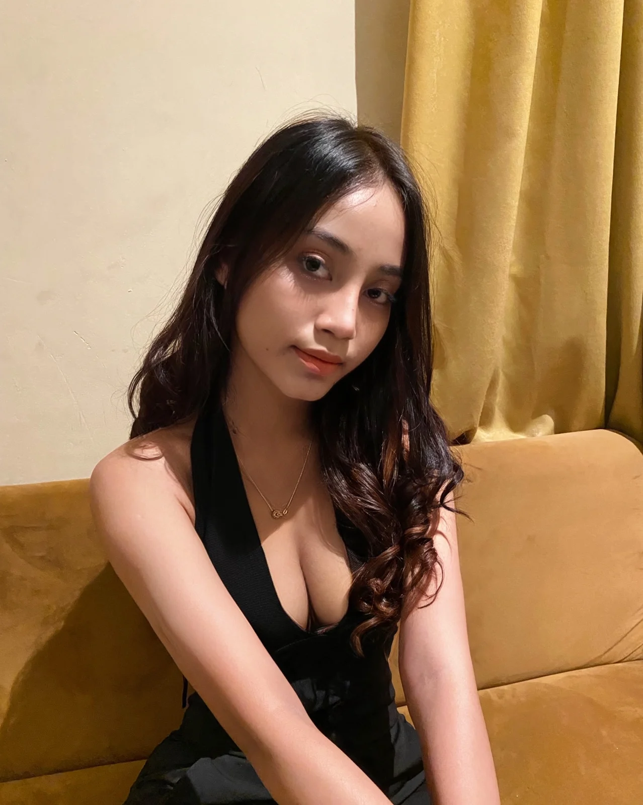 Tang Fang, Hong Kong profile photo 3