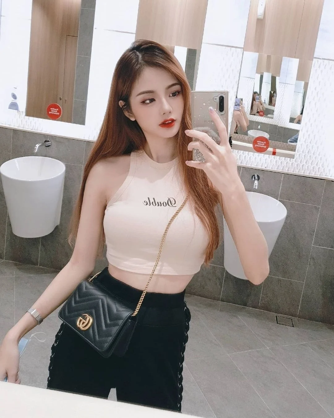 Rui-Suyin, female escort in Hong Kong, recommendation photo 3
