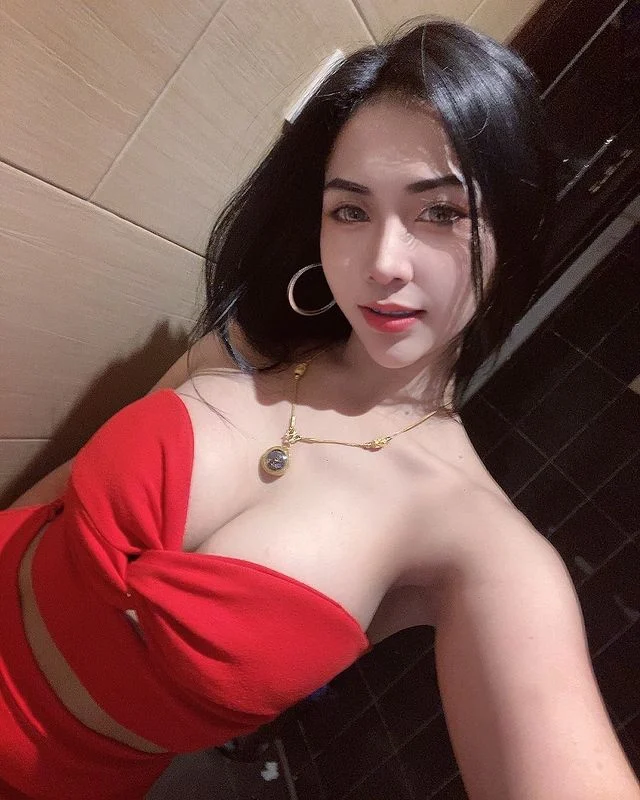 Yang Fang, Hong Kong profile photo 5