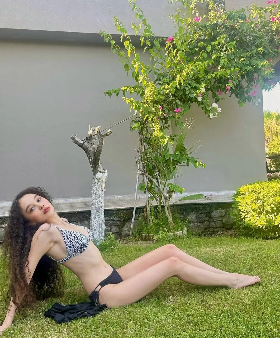 Xiao Na, female escort in Hong Kong, recommendation photo 3