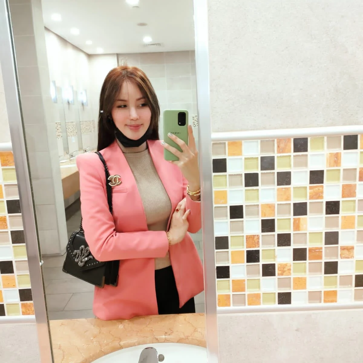 He Xin-Rina, Hong Kong profile photo 7