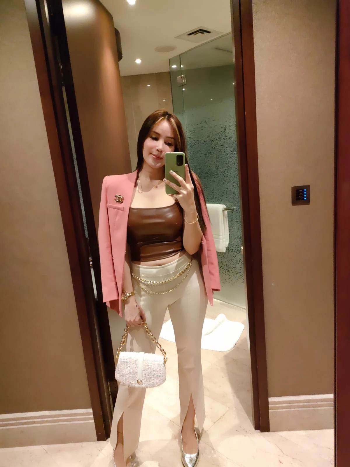 He Xin-Rina, Hong Kong profile photo 8