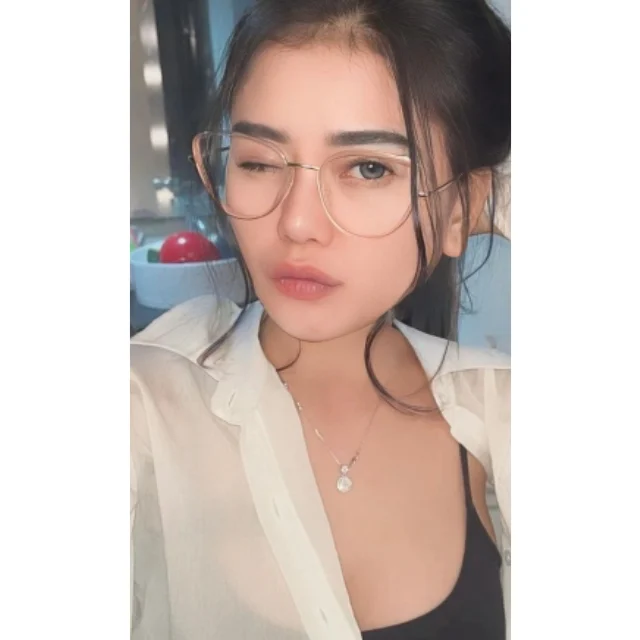 Yang Suyin-Fang, Hong Kong profile photo 2
