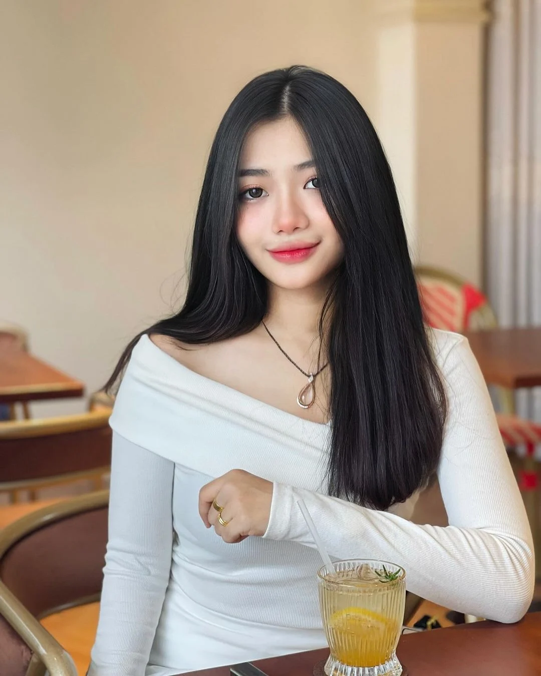 Zhao Rui-Xiu, Hong Kong profile photo 5