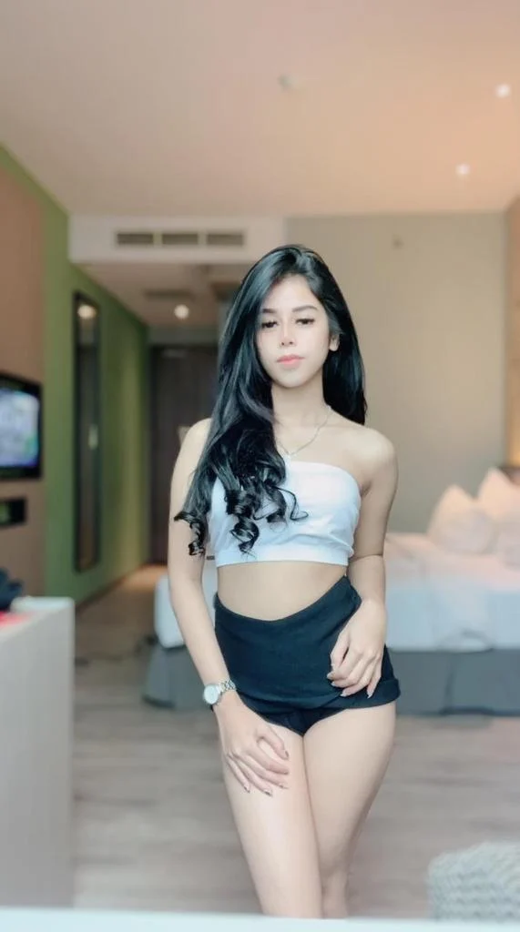 Hu Fei, female escort in Hong Kong, recommendation photo 3