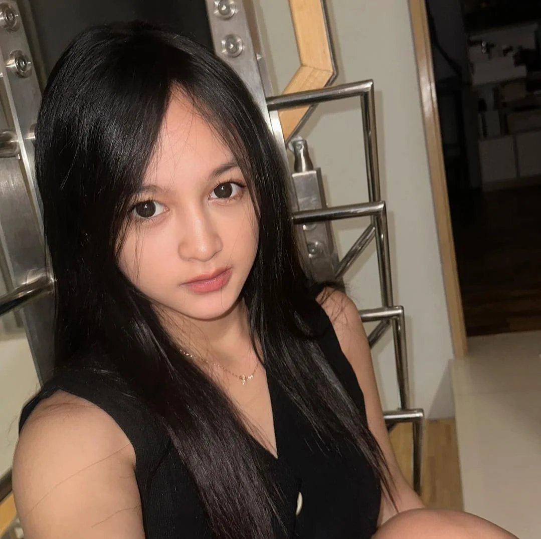 Tang Na-Liya, Hong Kong profile photo 2