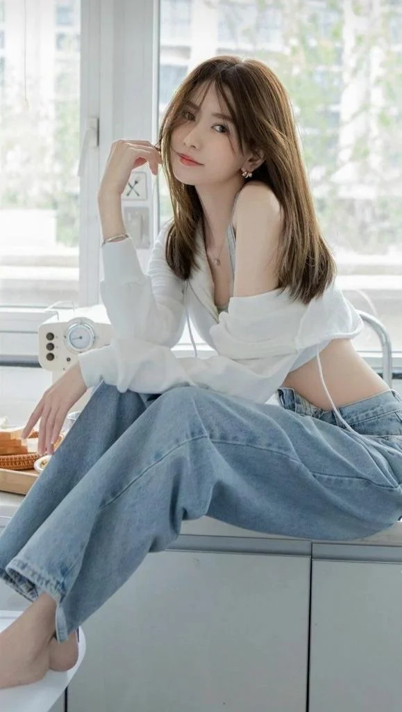 Photo next profile Zhou Liya
