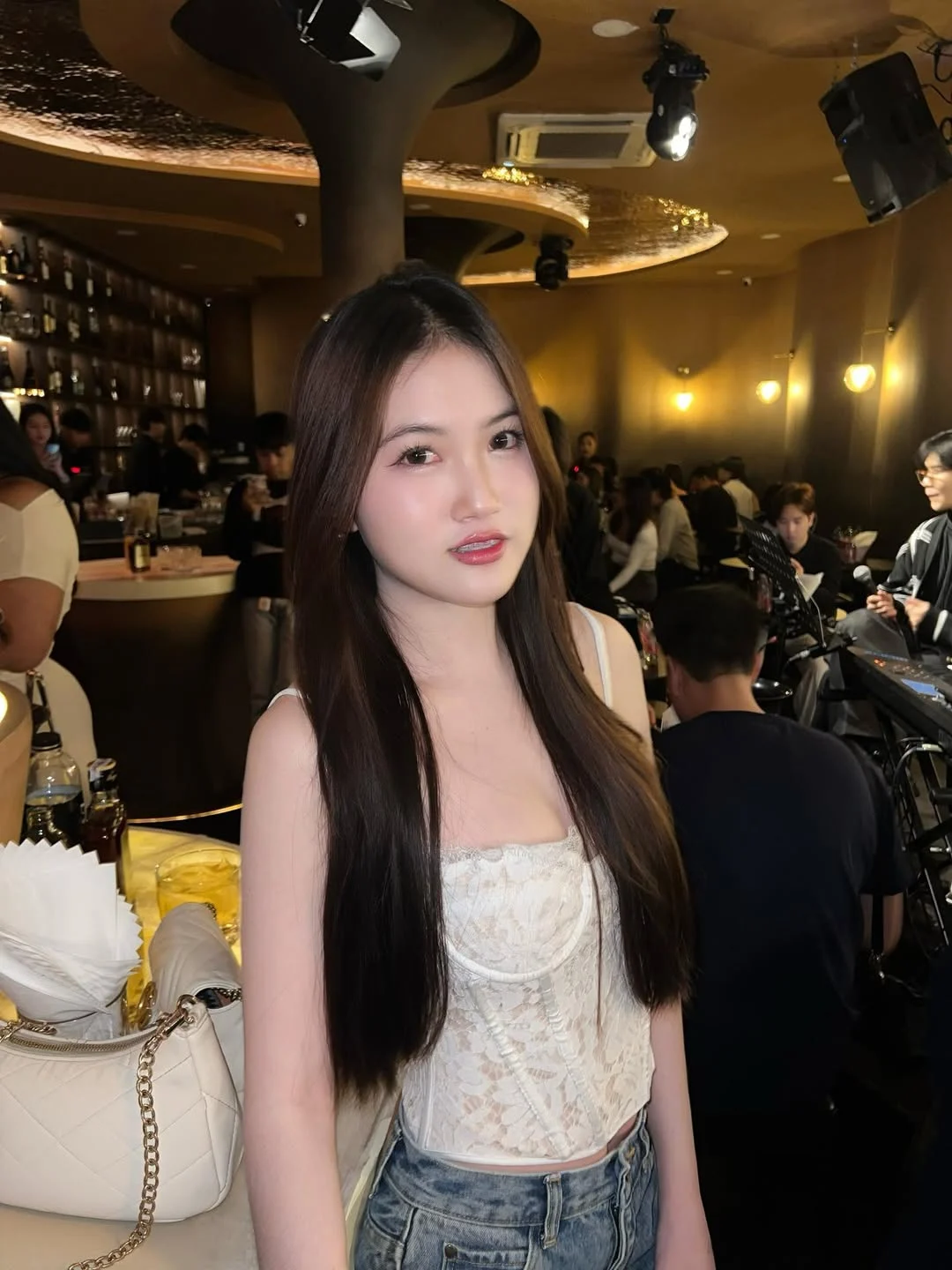 Hu Yuna-Ailin, Hong Kong profile photo 2
