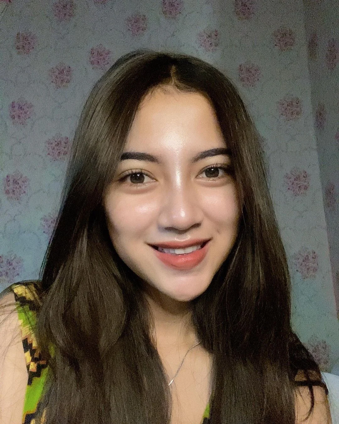 Deng Fang, Hong Kong profile photo 6