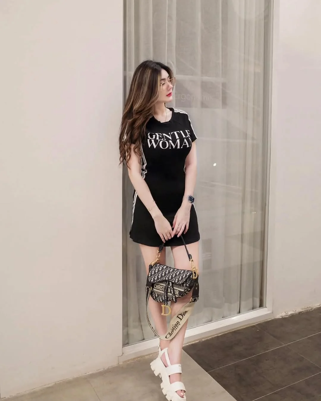 Liu Suyin, Hong Kong profile photo 2