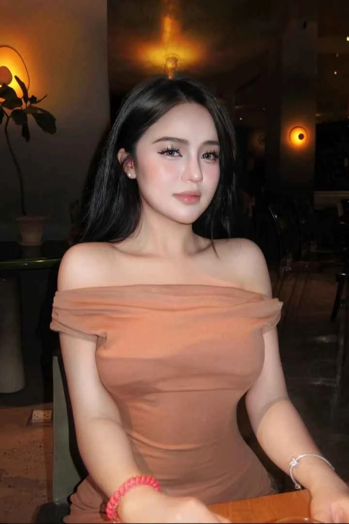 Chen Ling-Liya, female escort in Hong Kong, recommendation photo 2