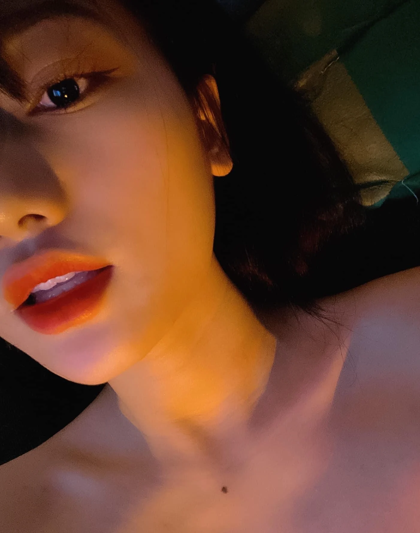 Peng Ning-Yan, female escort in Hong Kong, recommendation photo 1