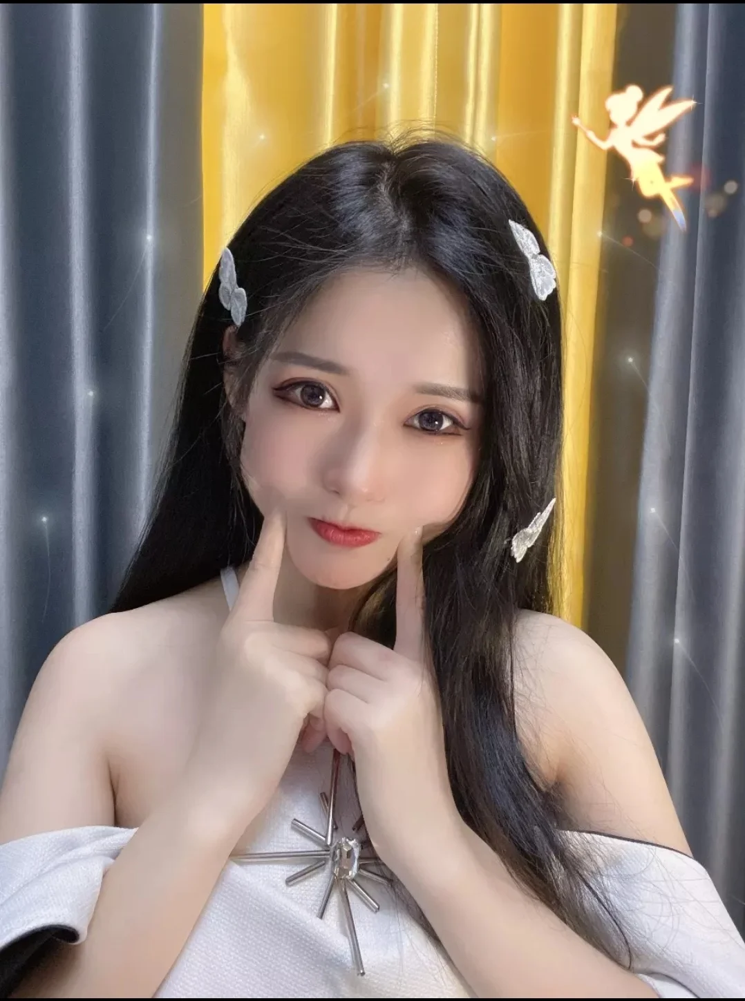 Rui Bloom, female escort in Hong Kong, recommendation photo 3