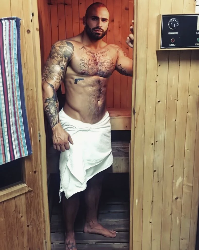Zhang Dong-Dai, male escort in Hong Kong, recommendation photo 1