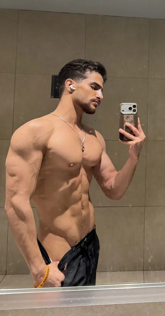 Jie Stone, Hong Kong profile photo 15