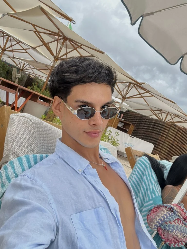 Peng Dong, male escort in Hong Kong, recommendation photo 4