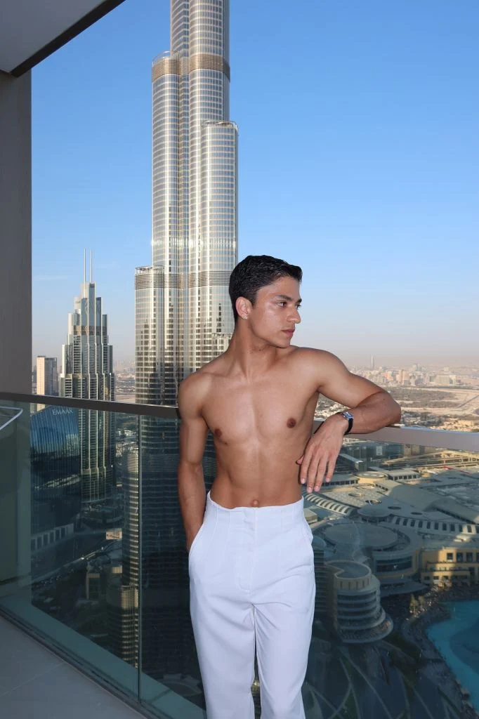 Yuan Yi, Hong Kong profile photo 12