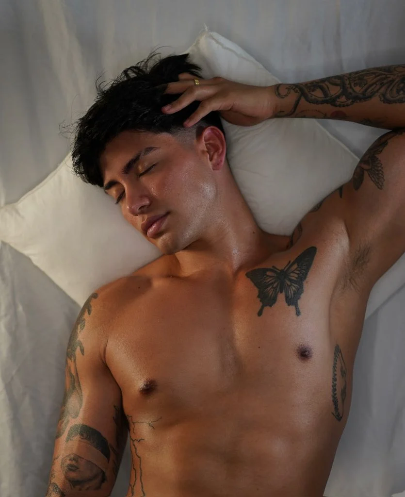 Huang Ming, male escort in Hong Kong, recommendation photo 3