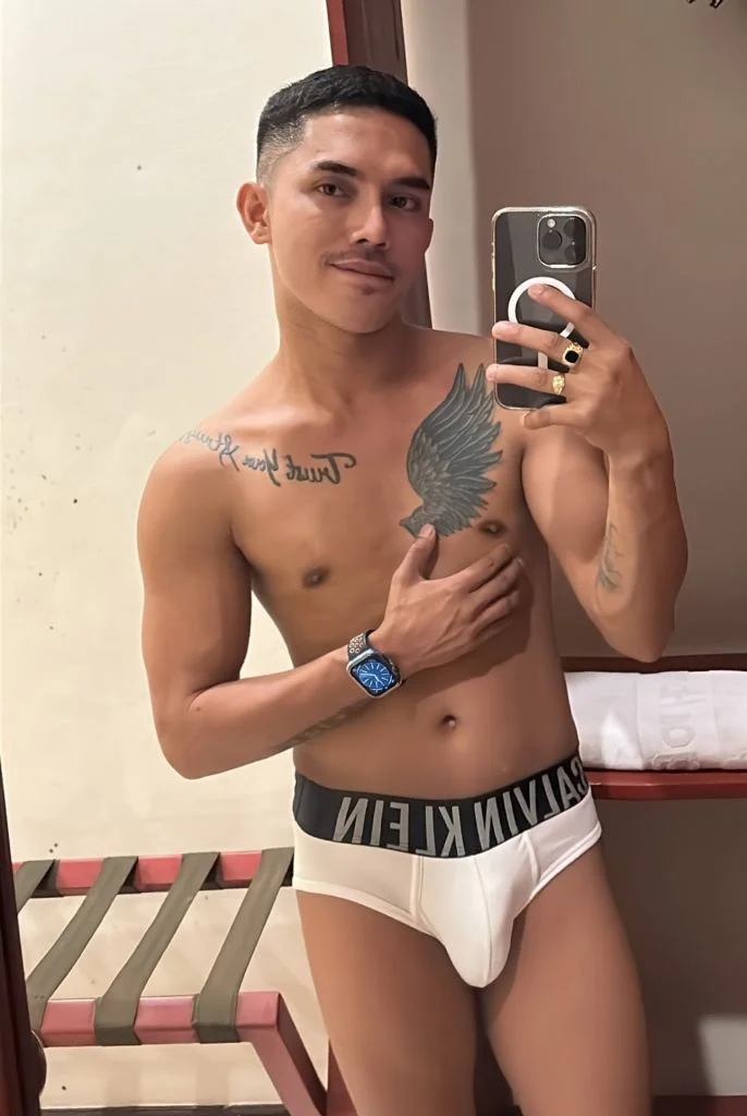 Zhang Lei, male escort in Hong Kong, recommendation photo 2