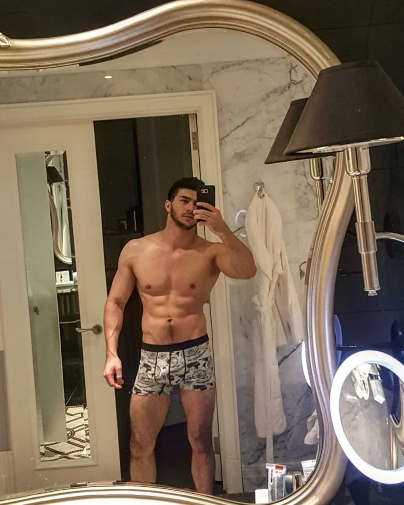 Zhou Jian-Long, Hong Kong profile photo 30