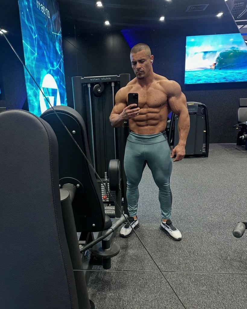 Jian Moon, male escort in Hong Kong, recommendation photo 1