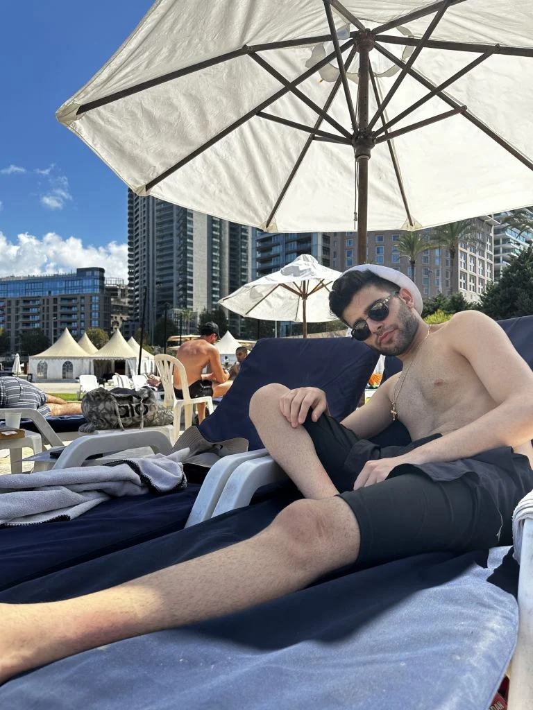 Sun Bin-Tian, male escort in Hong Kong, recommendation photo 3