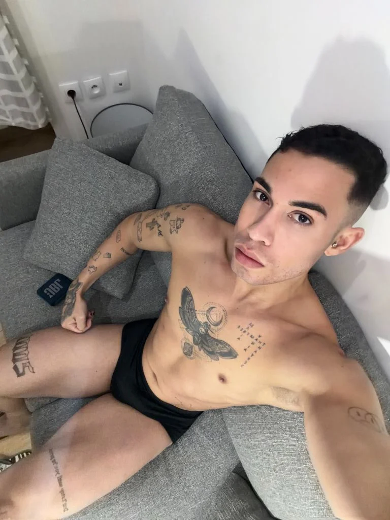 He Wei-Ming, Hong Kong profile photo 20