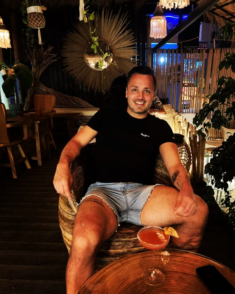 Zheng Kai, male escort in Hong Kong, recommendation photo 6