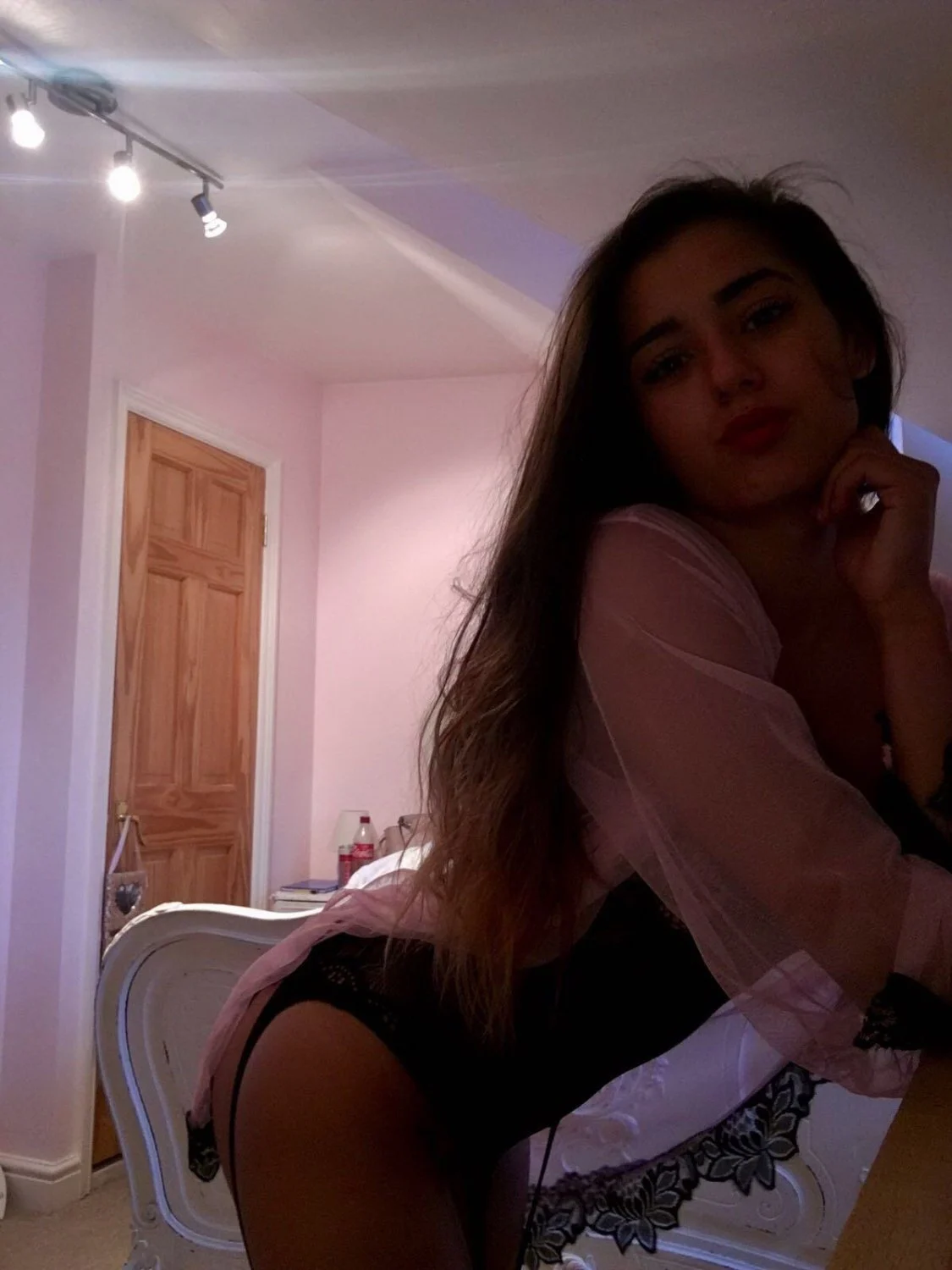 Avni Rose, Hong Kong profile photo 4