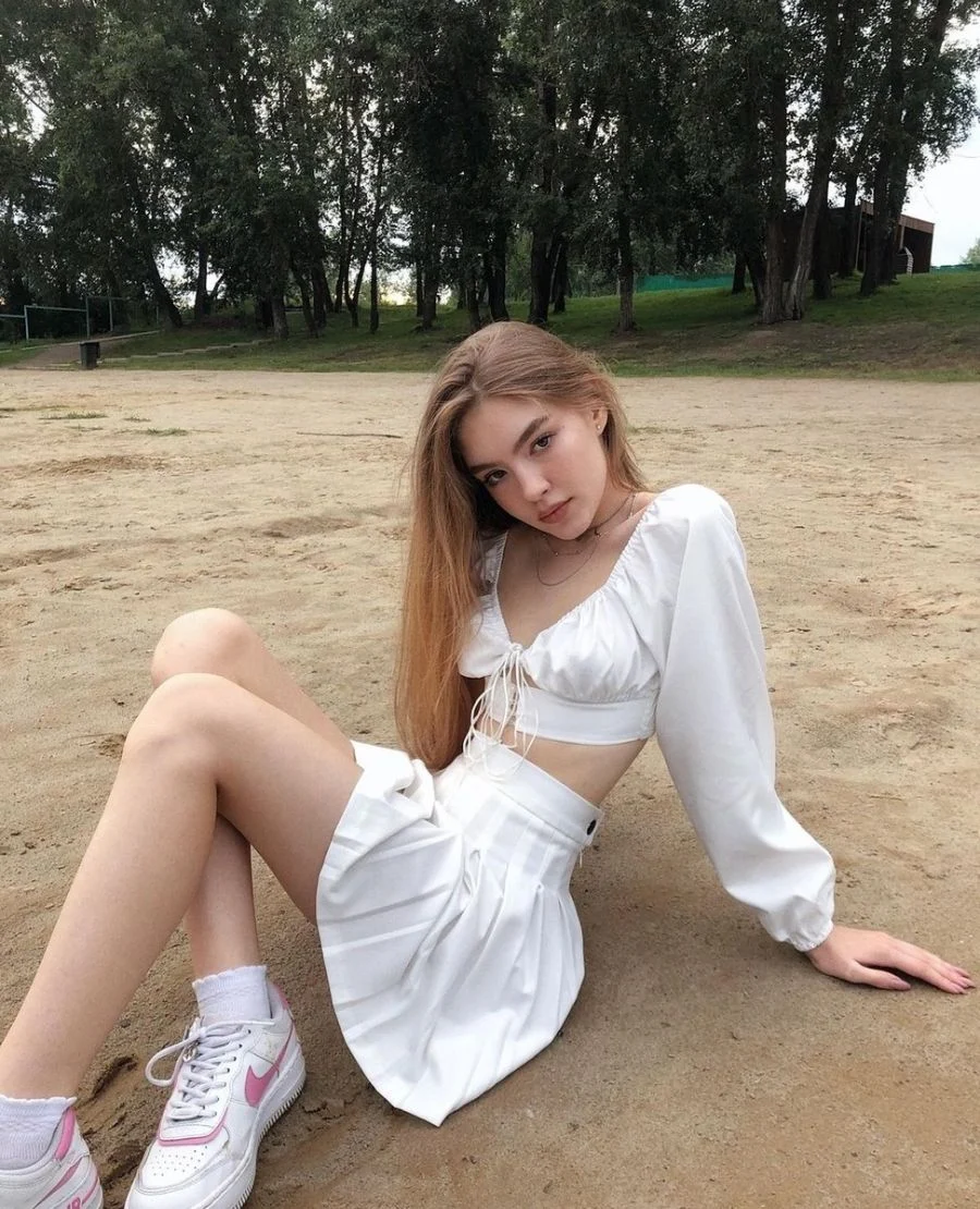 Zheng Jia, female escort in Hong Kong, recommendation photo 2