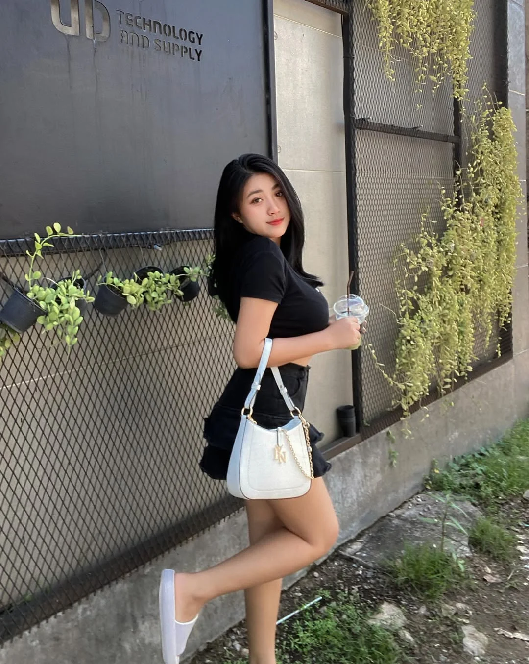Zurivani, Hong Kong profile photo 8