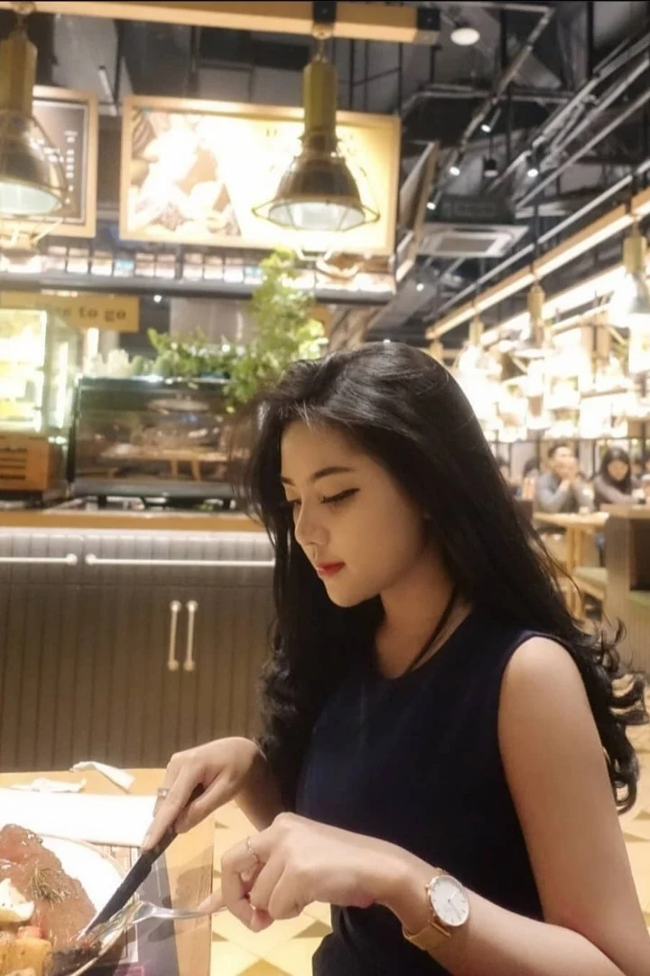 Ma Ling-Min, female escort in Hong Kong, recommendation photo 6